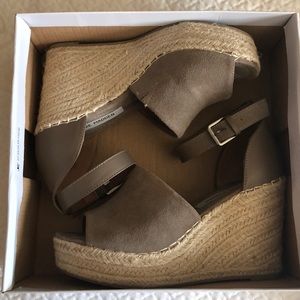 Steve Madden wedge sandals
